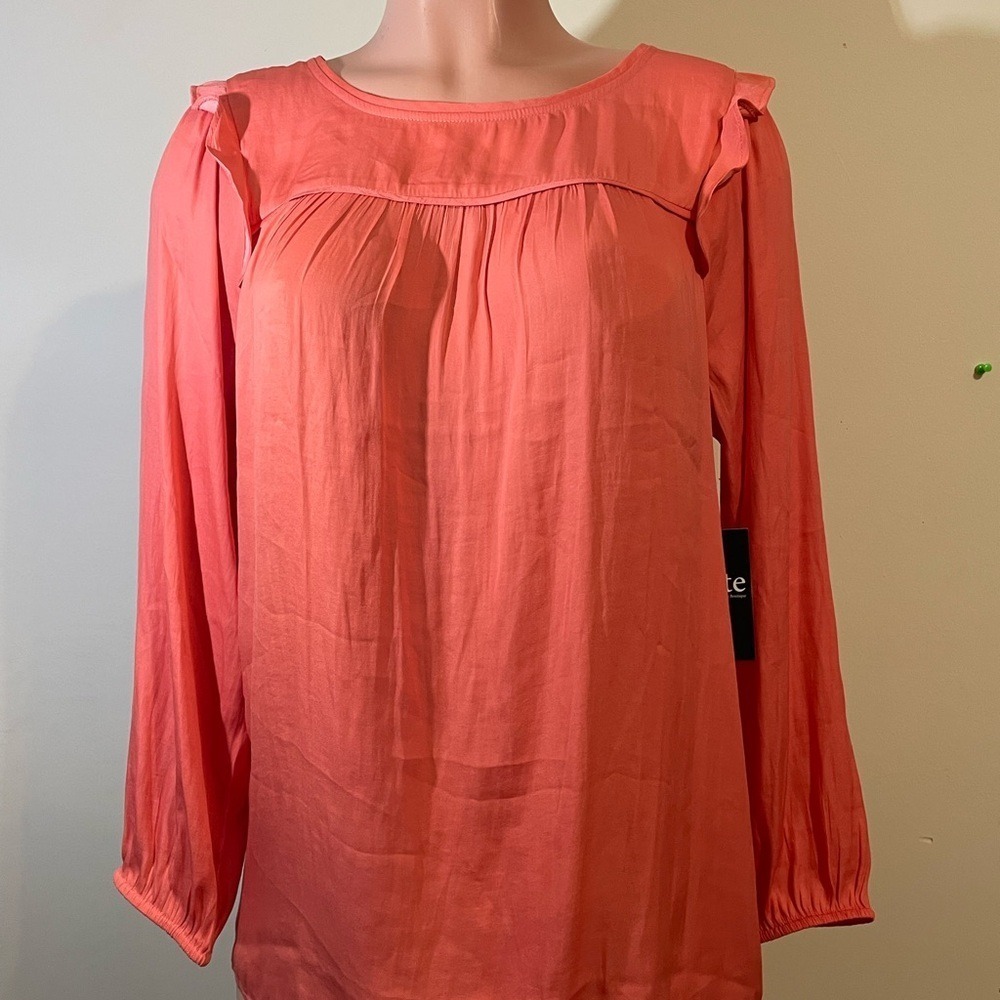 LOFT Women's Medium Long sleeve blouse‎ top Coral/Peach long sleeve soft NWT